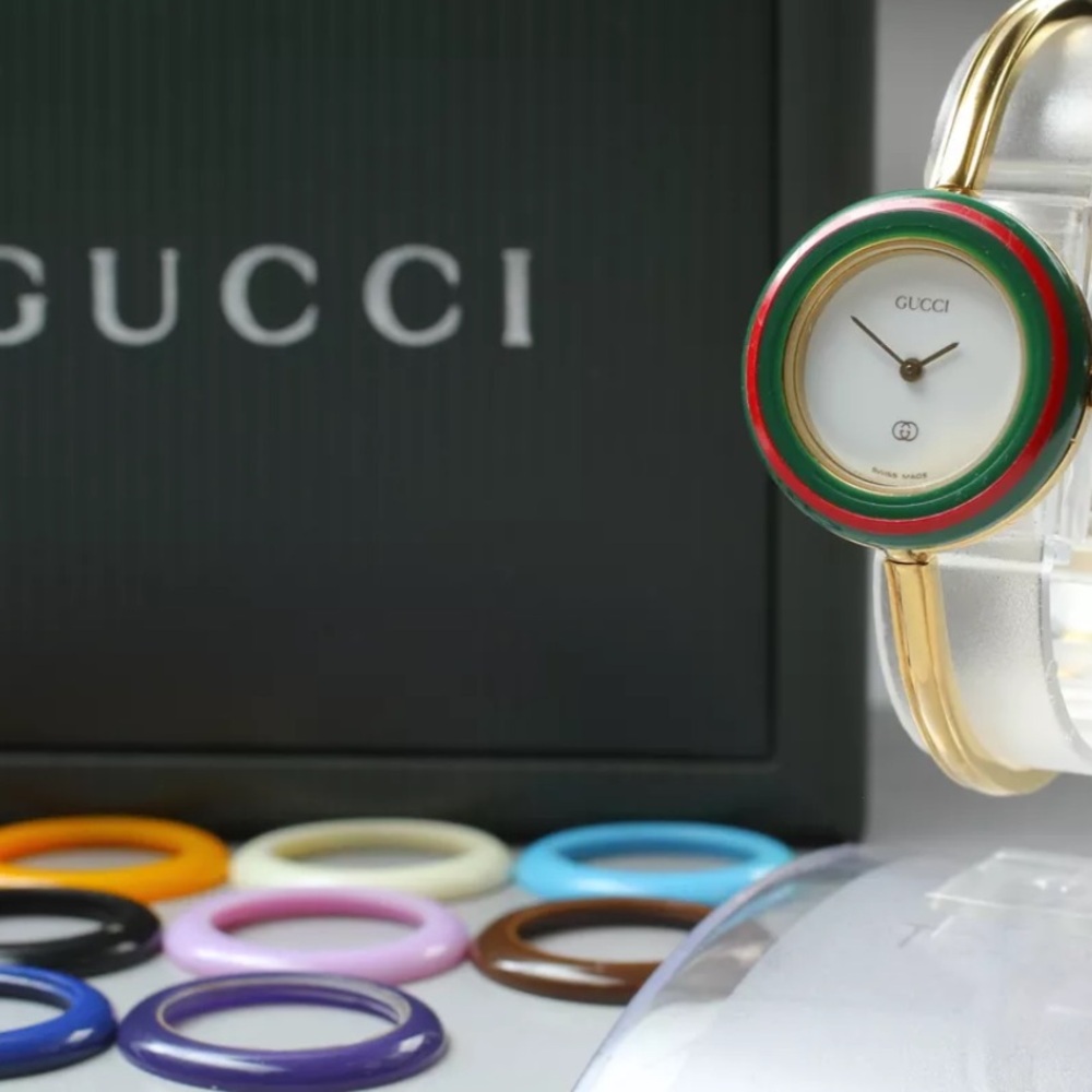 - GUCCI Luxury Watch 💕 - Picture 2 of 8